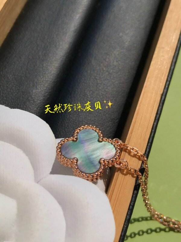 VCA Necklace 042 - Image 9
