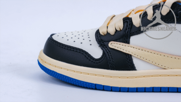 Travis Scott x Air Jordan 1 Low Fragment （child）size27.5-35 - Image 4