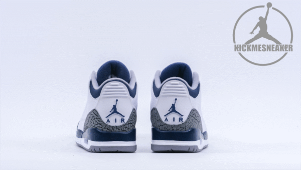 Air Jordan 3 Retro Midnight Navy Size 40-47.5 - Image 4