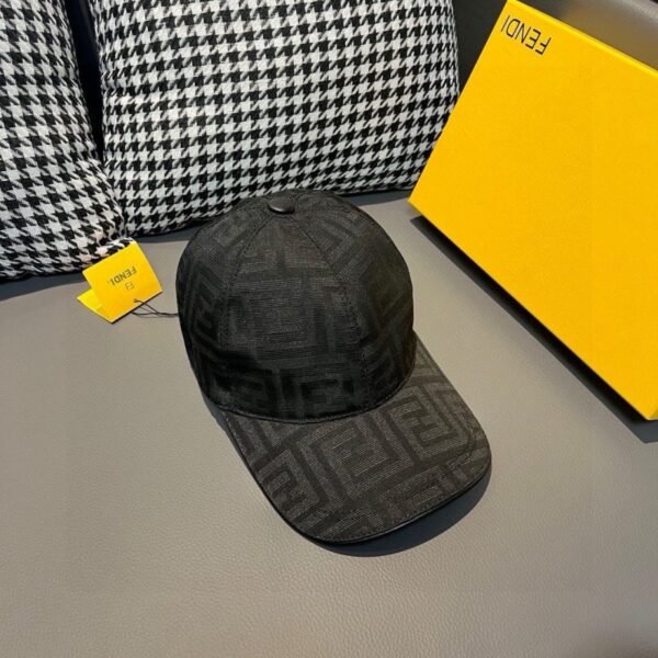 fendi hat - Image 3