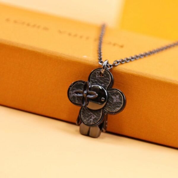 lv necklace - Image 5