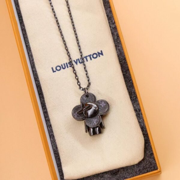 lv necklace - Image 2