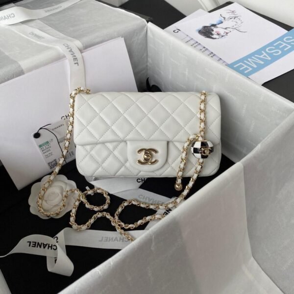 CN white bag