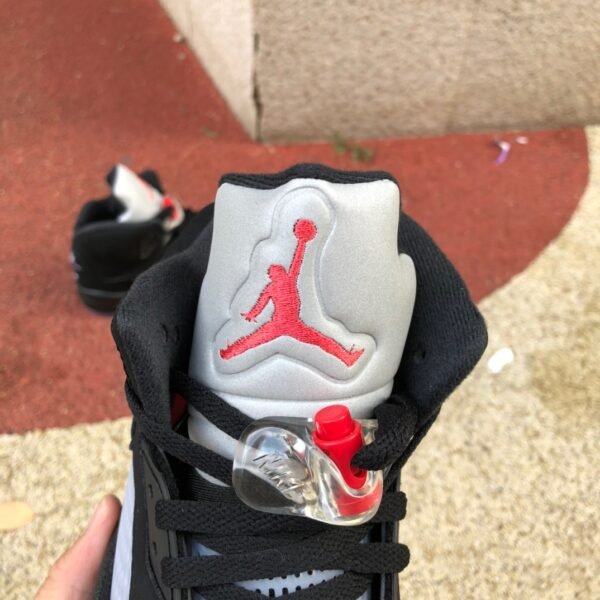 Air jordan5 metallic - Image 3