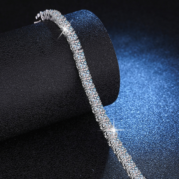 s925 silver platinum-plated moissanite bracelet - Image 2
