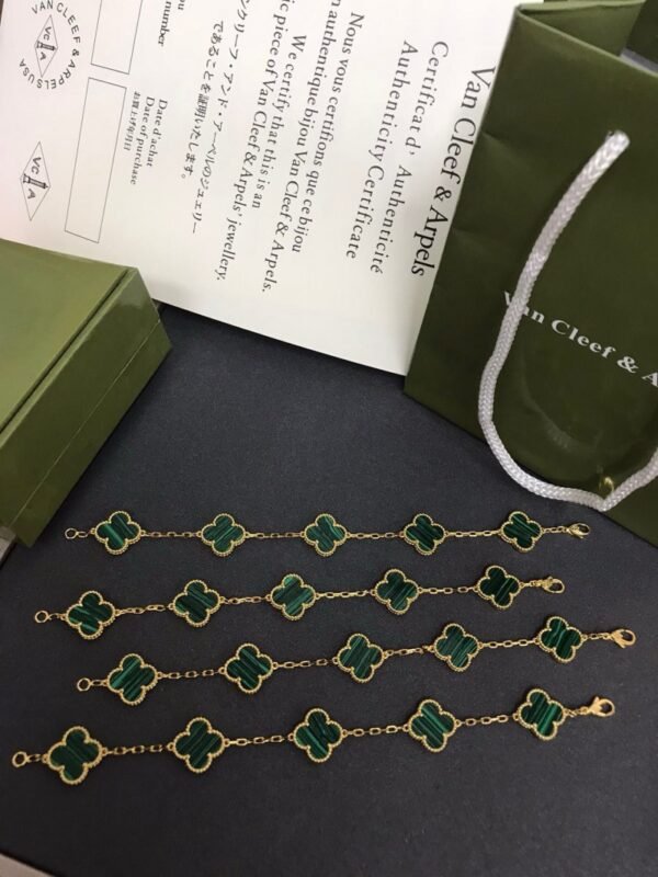 Green bracelet