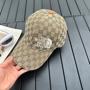 the north face X gucci hat