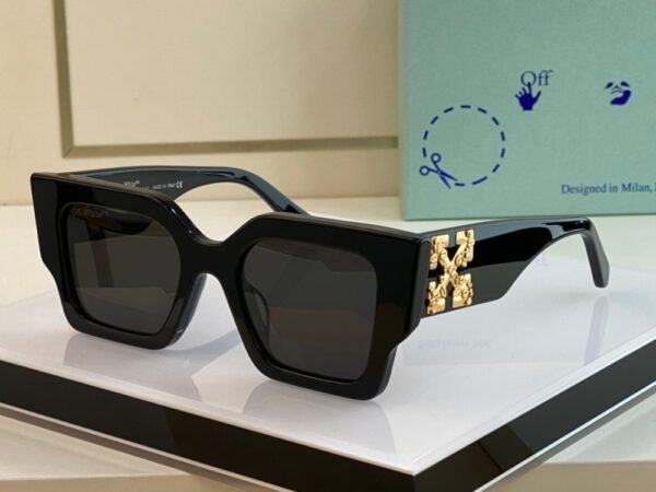 Off-White Sunglass