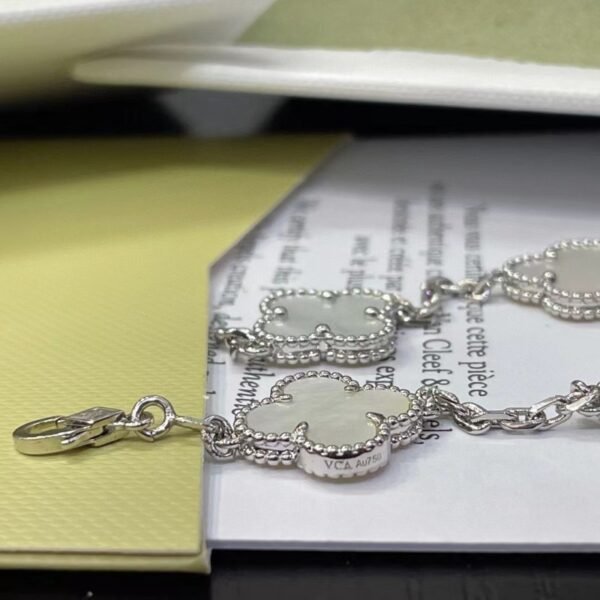 VCA bracelet - Image 5