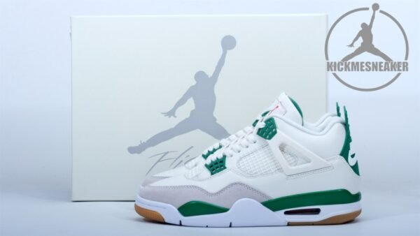 NK SB x Air Jordan 4 "Pine Green"