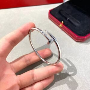 Catier bracelet