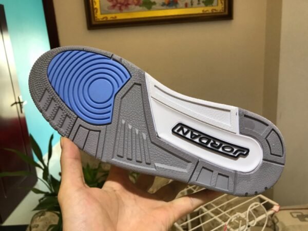AIR JORDAN3 - Image 3