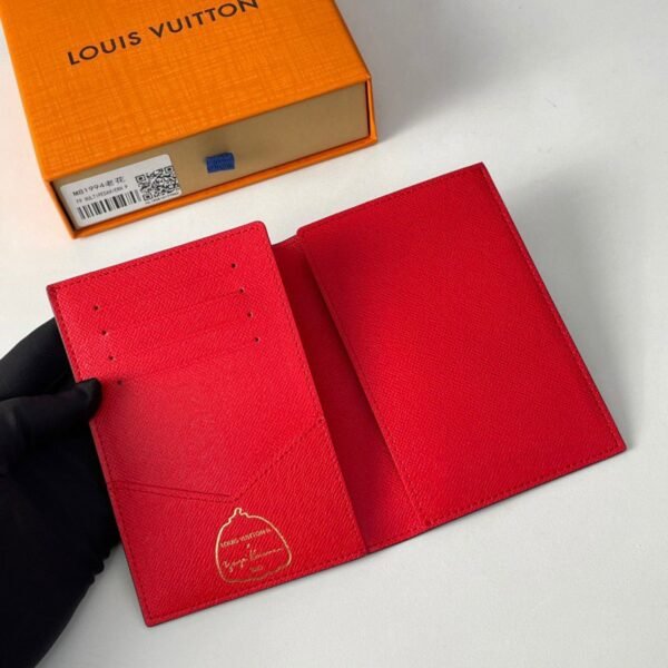 lv passport Cover - Image 6