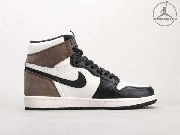 Air Jordan 1 High OG “Dark Mocha" 36-47.5 - Image 4